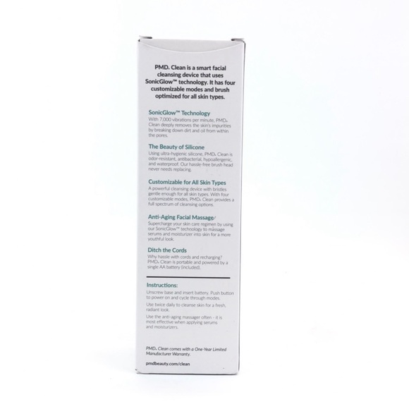 PMD Clean smart cleaning facial device - Picture 3 of 4